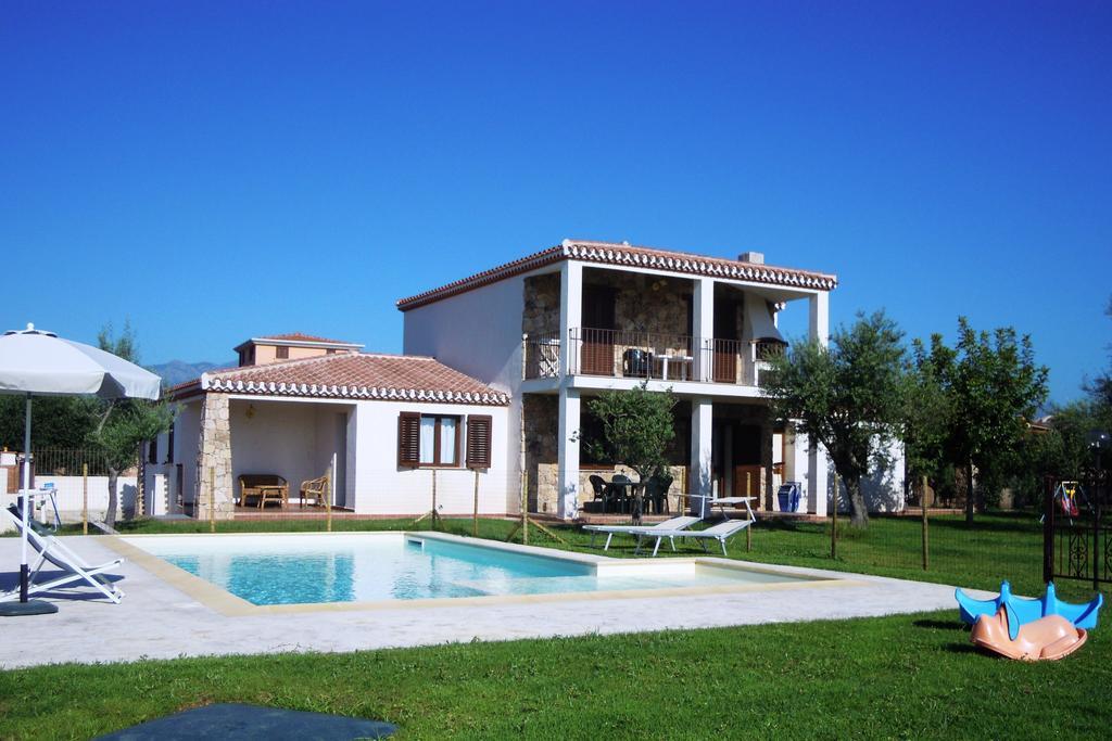 Oleandro Apartment Lotzorai Exterior photo